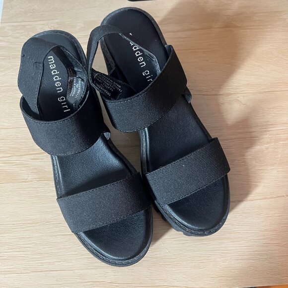 Madden Girl by Steve Madden Black Platform Sandals | SIZE 7 - Picture 1 of 5